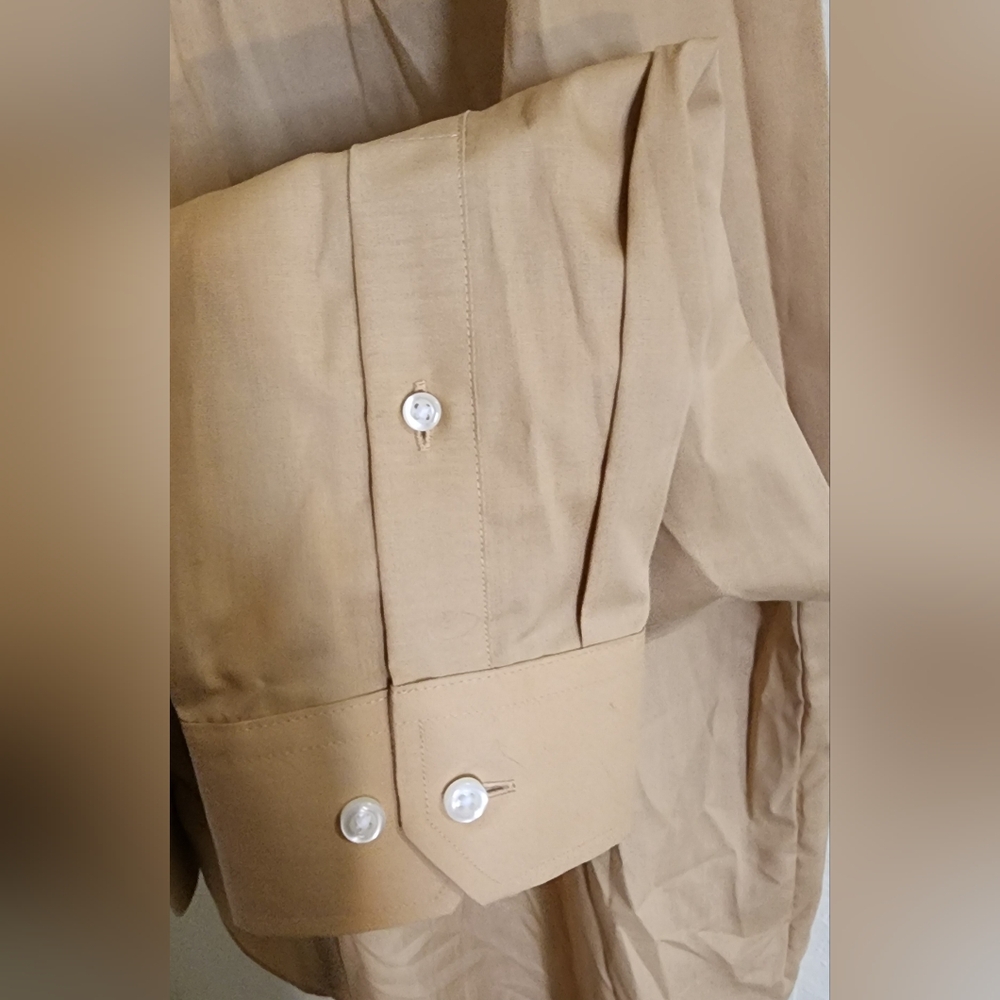 Stafford Men's Tan Shirt - Picture 7 of 10